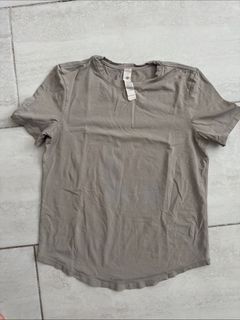 Lululemon Women's Love Crew Neck T - Taupe